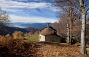 Escursione notturna alla chiesetta dell’Alpone e S. Messa